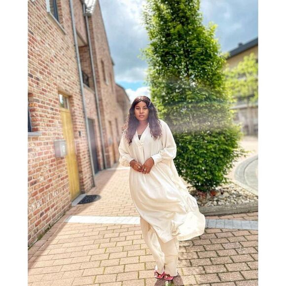 H&M Wide Cut Kaftan Dress Cream New - Picture 6 of 11